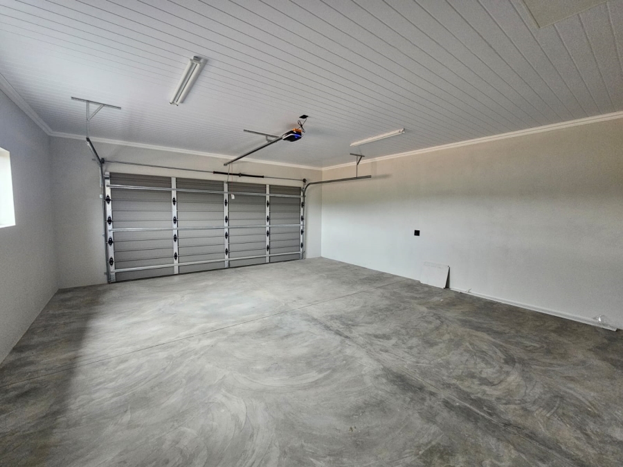 3 Bedroom Property for Sale in Stilbaai Wes Western Cape
